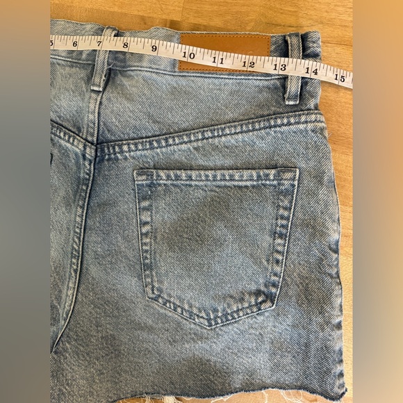NWOT PacSun Women's high waist denim shorts - Picture 7 of 9